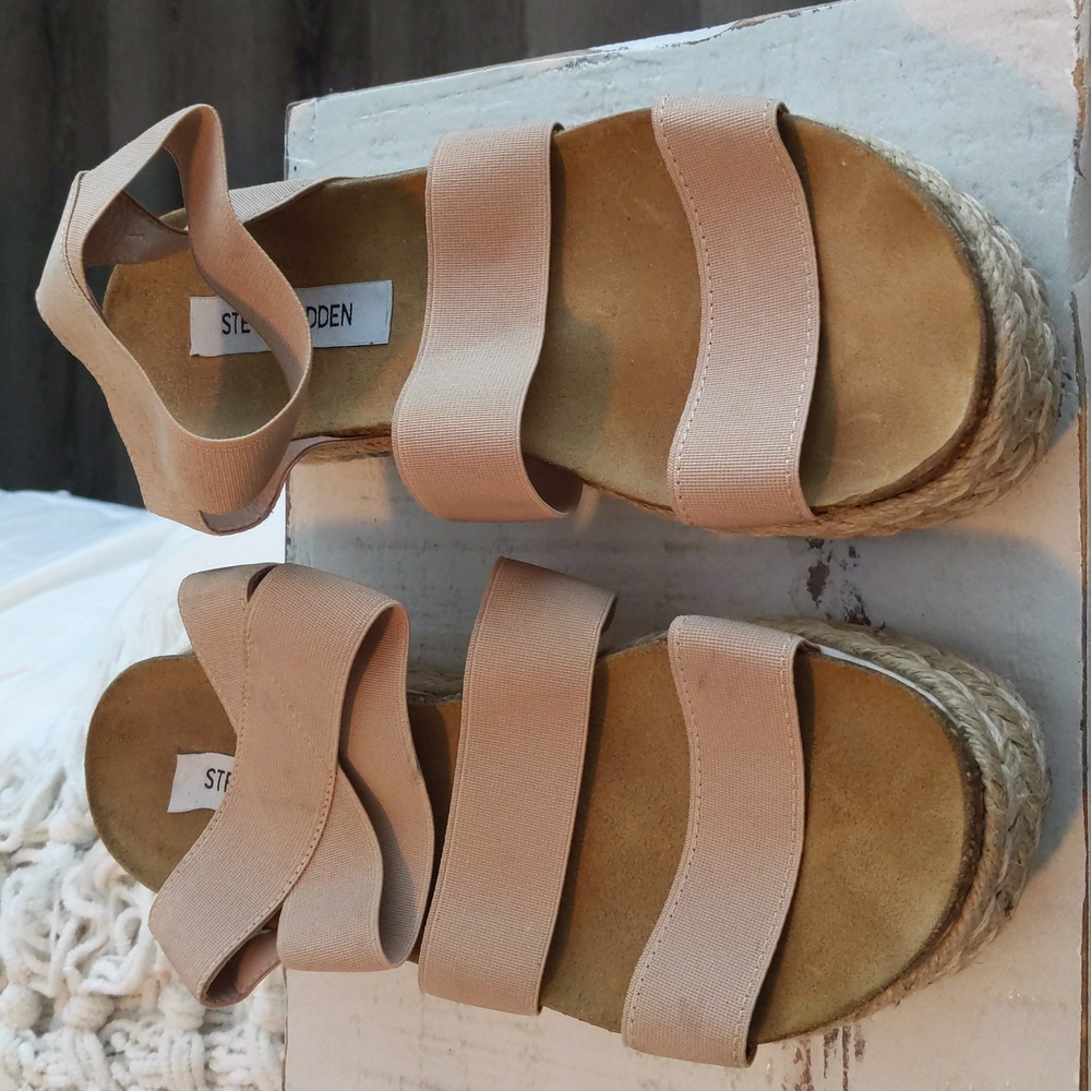 Steve Madden wedges